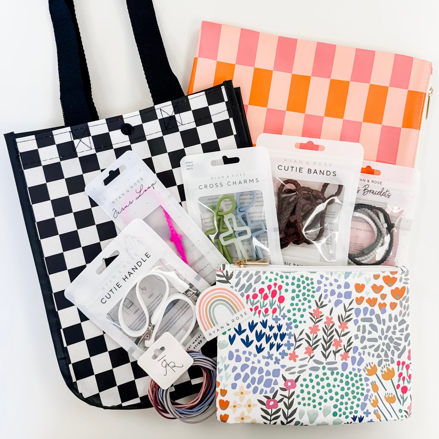 Snap tote grab bag